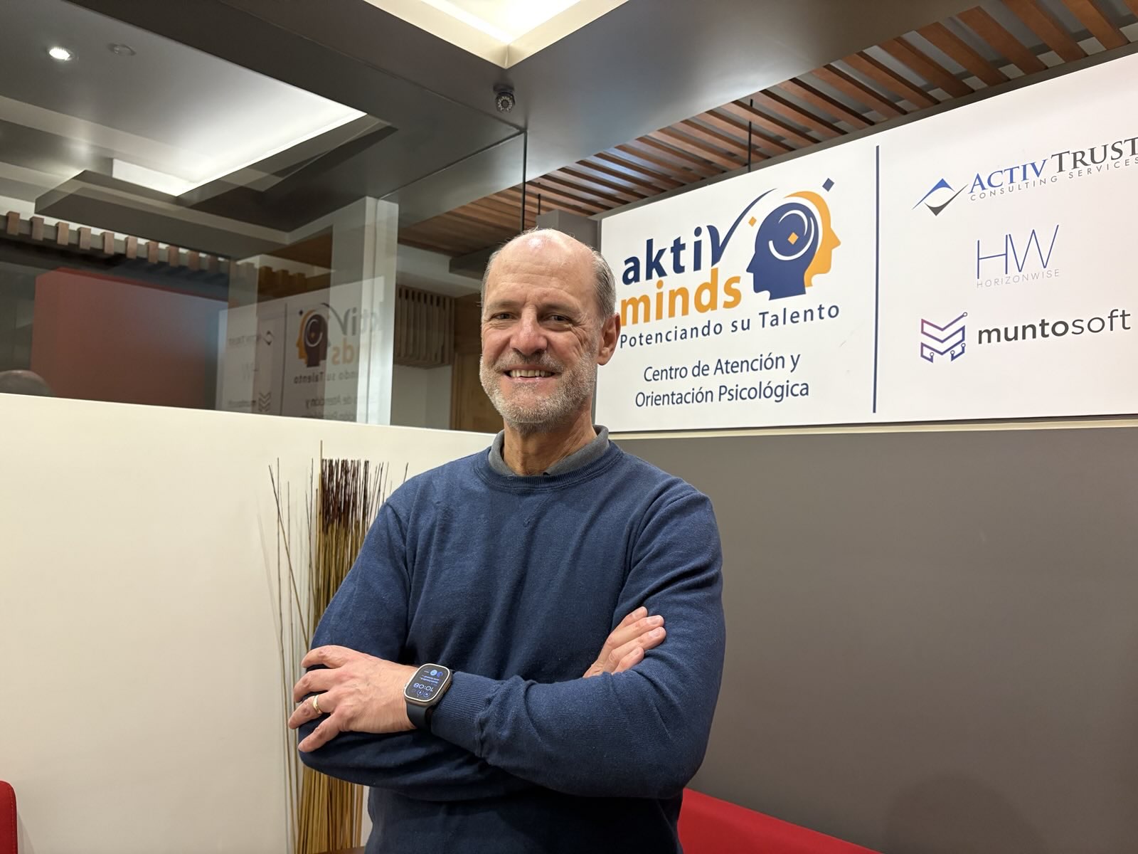 Ing. y Psic. Marcos Pérez Oyamburu